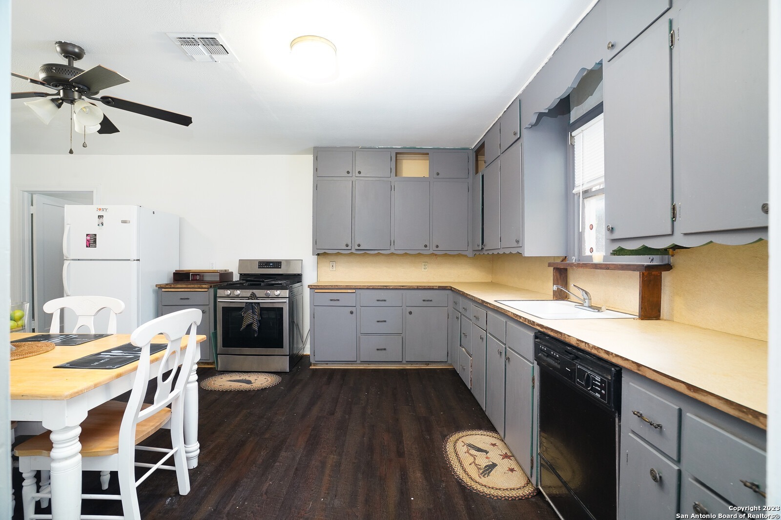 903 Franklin Street Fredericksburg TX 78624