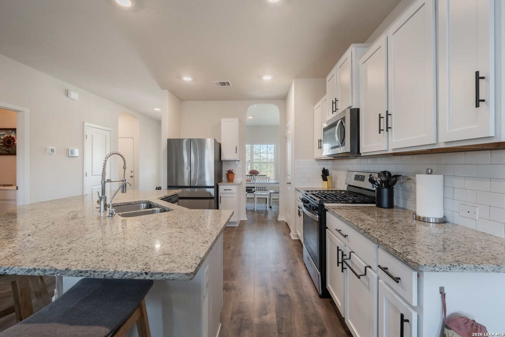 6815 Whisper Grove San Antonio TX 78252