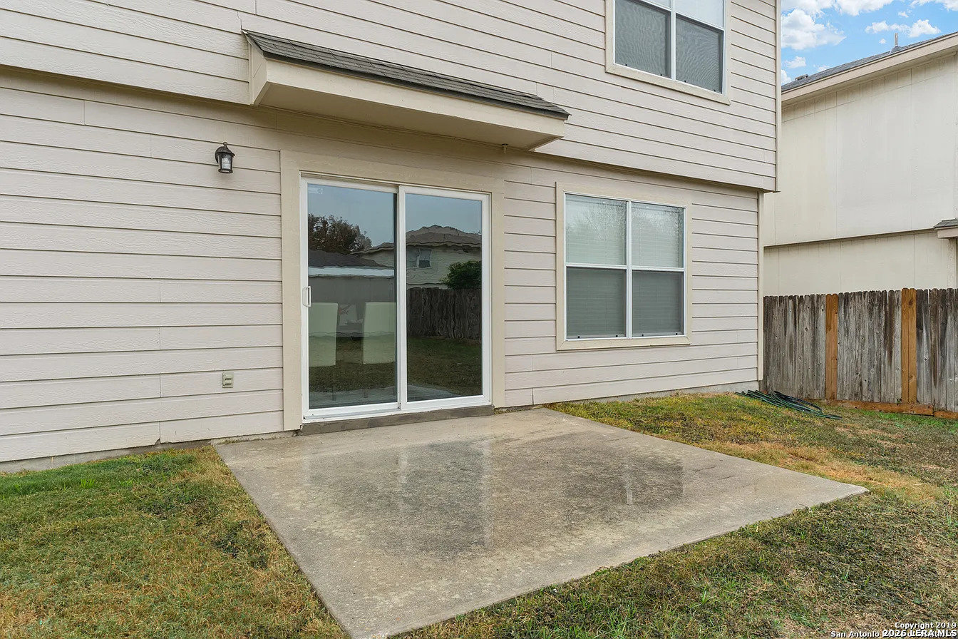 617 Leopard Hollow San Antonio TX 78251