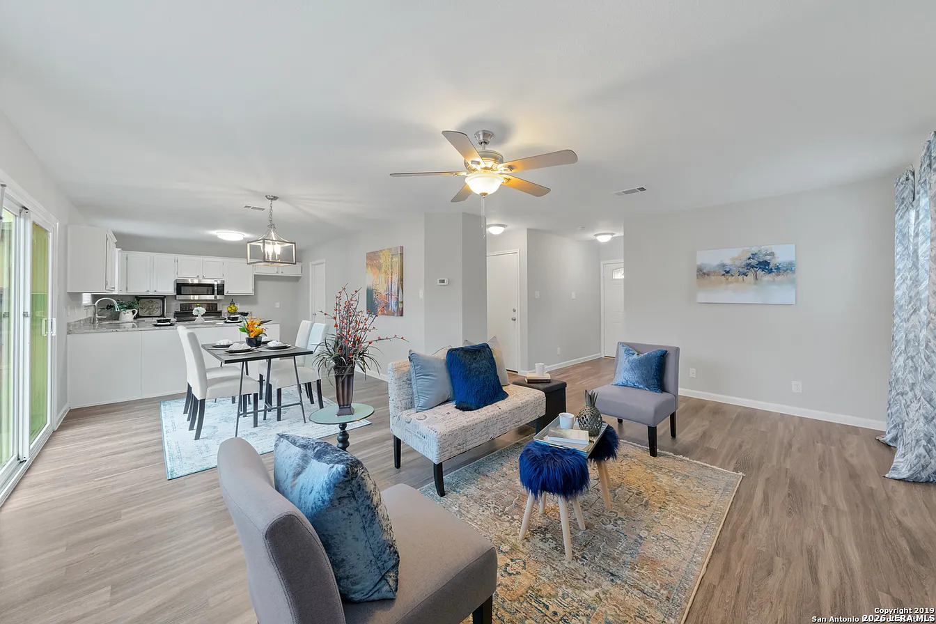 617 Leopard Hollow San Antonio TX 78251