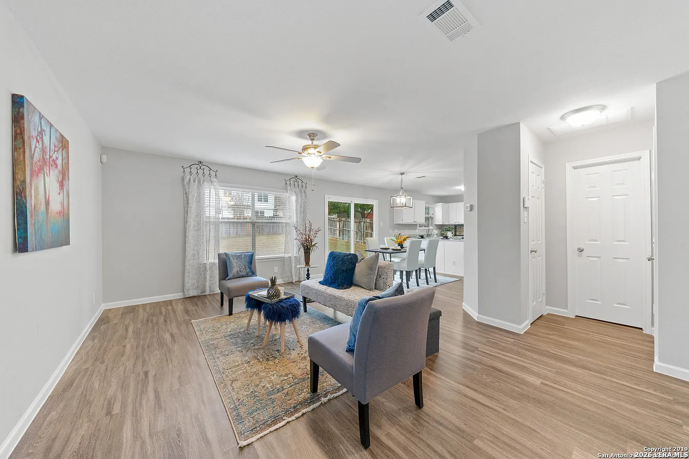 617 Leopard Hollow San Antonio TX 78251