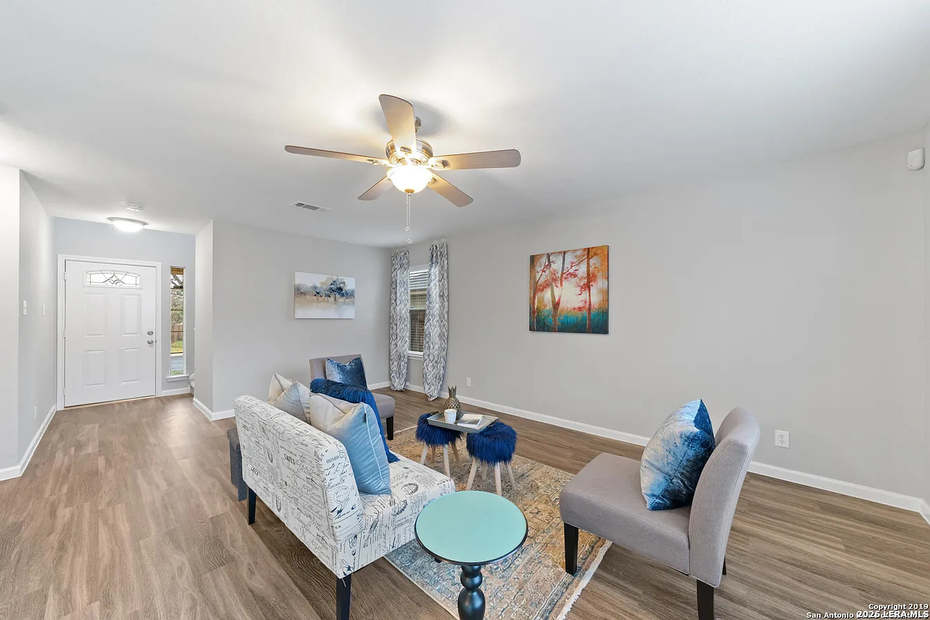 617 Leopard Hollow San Antonio TX 78251