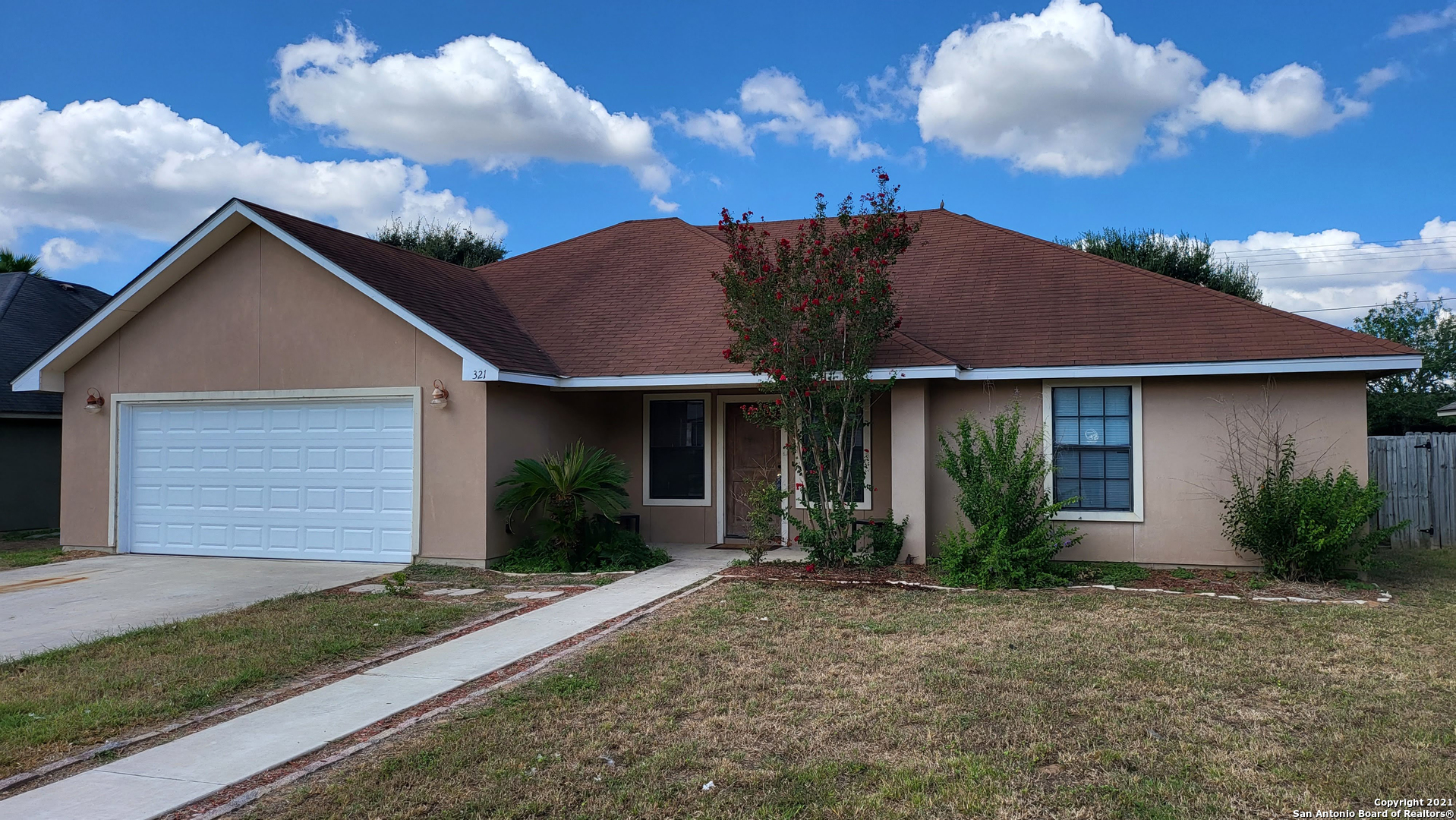 321 Yorktown Pleasanton TX 78064