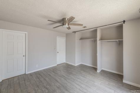 11618 Spring Trail Street San Antonio TX 78249