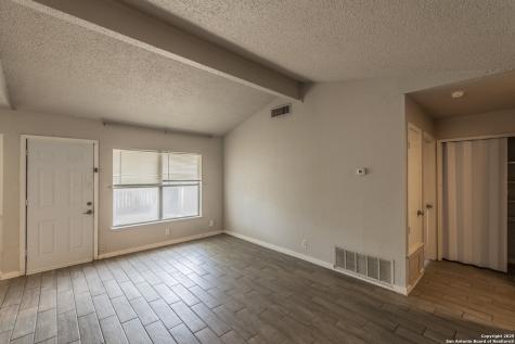 11618 Spring Trail Street San Antonio TX 78249