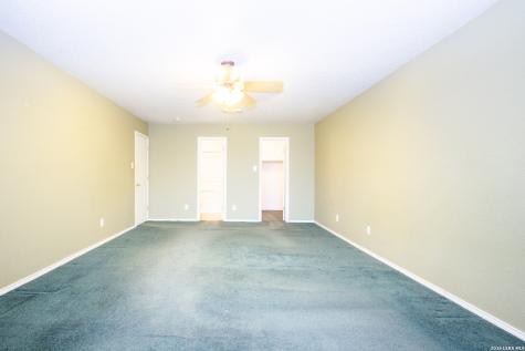 7839 Cortland Oak San Antonio TX 78254
