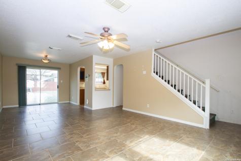 7839 Cortland Oak San Antonio TX 78254