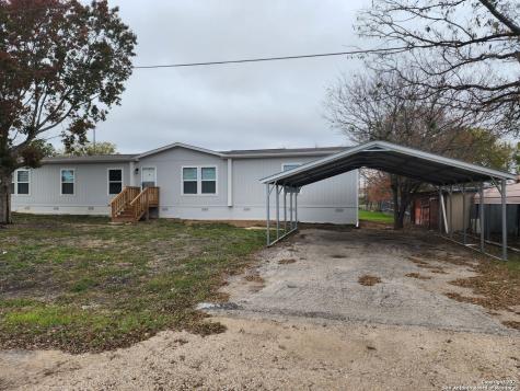 1126 Valeria Drive Marion TX 78124