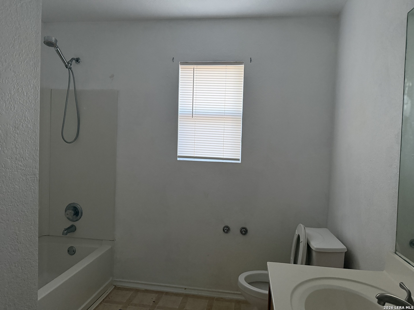 1310 Sunbend Falls San Antonio TX 78224