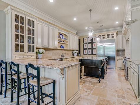 914 Moonlight Drive Canyon Lake TX 78133