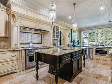 914 Moonlight Drive Canyon Lake TX 78133