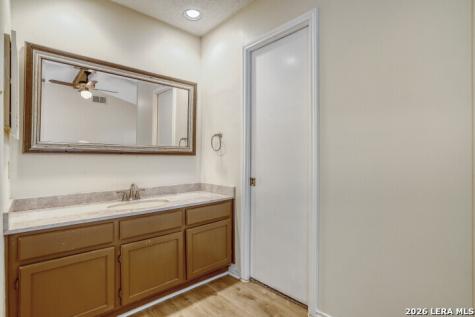 13735 Forest Point San Antonio TX 78231