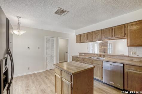 13735 Forest Point San Antonio TX 78231
