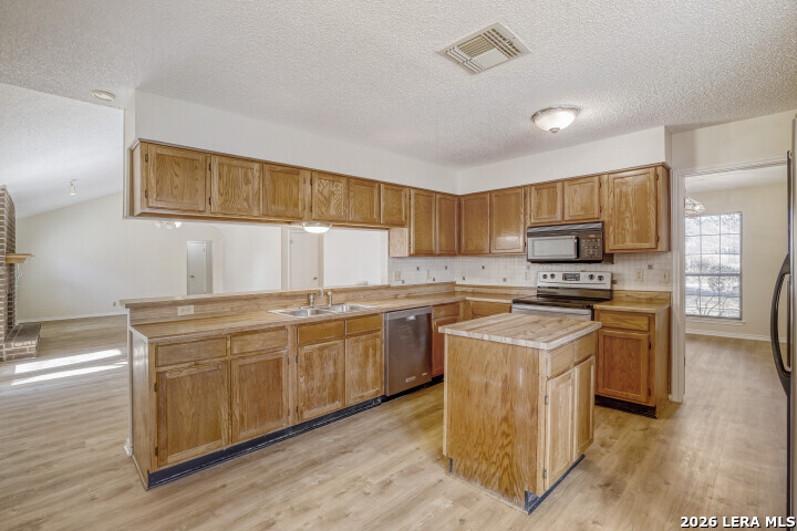 13735 Forest Point San Antonio TX 78231