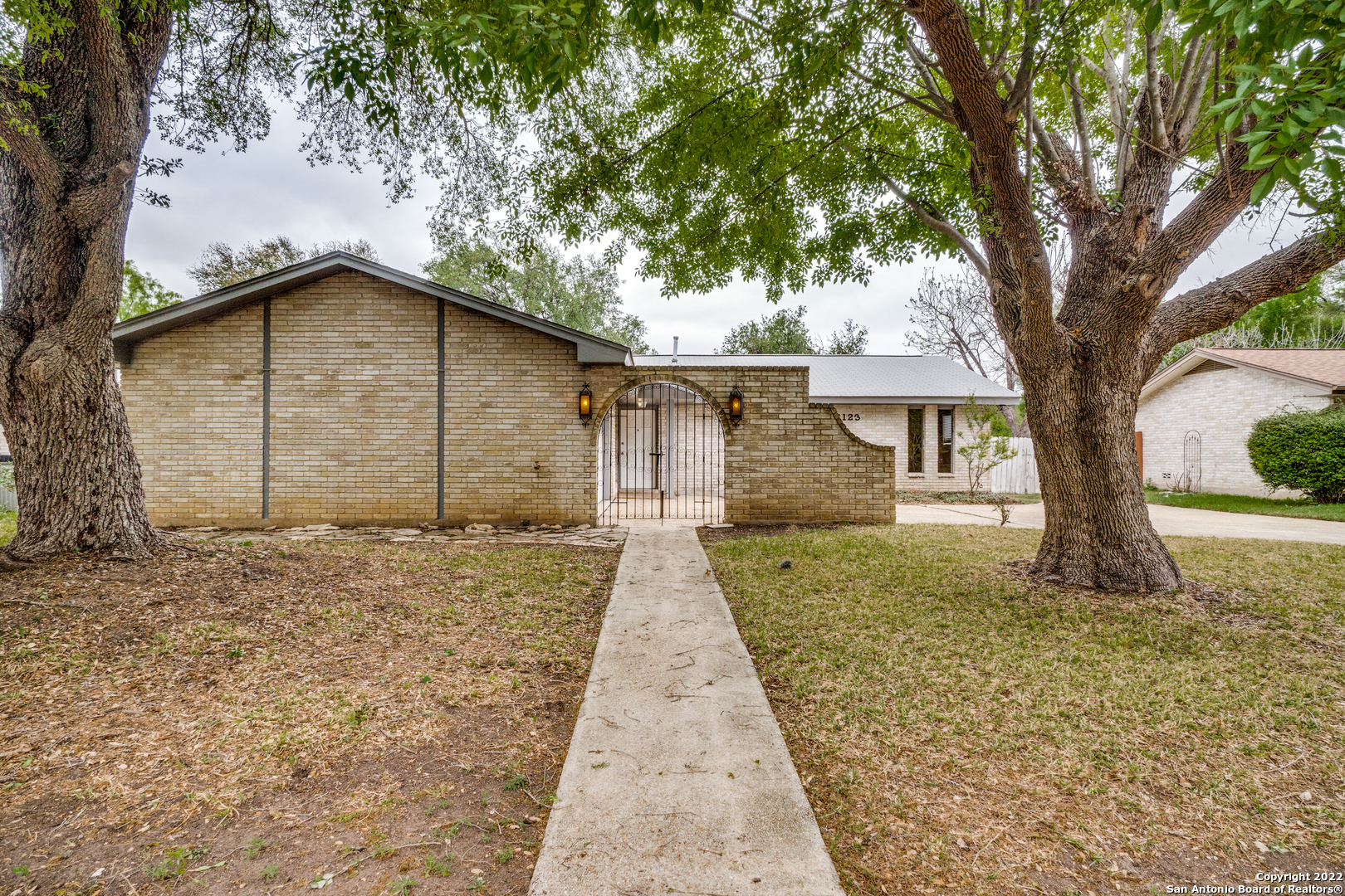 6123 Forest Timber Street San Antonio TX 78240