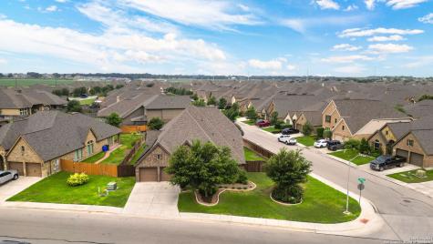 2890 Coral Sky Seguin TX 78155