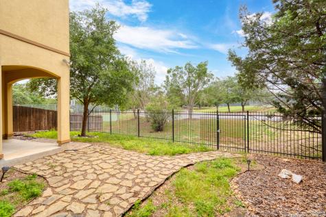 23819 Stately Oaks San Antonio TX 78260