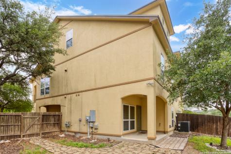 23819 Stately Oaks San Antonio TX 78260