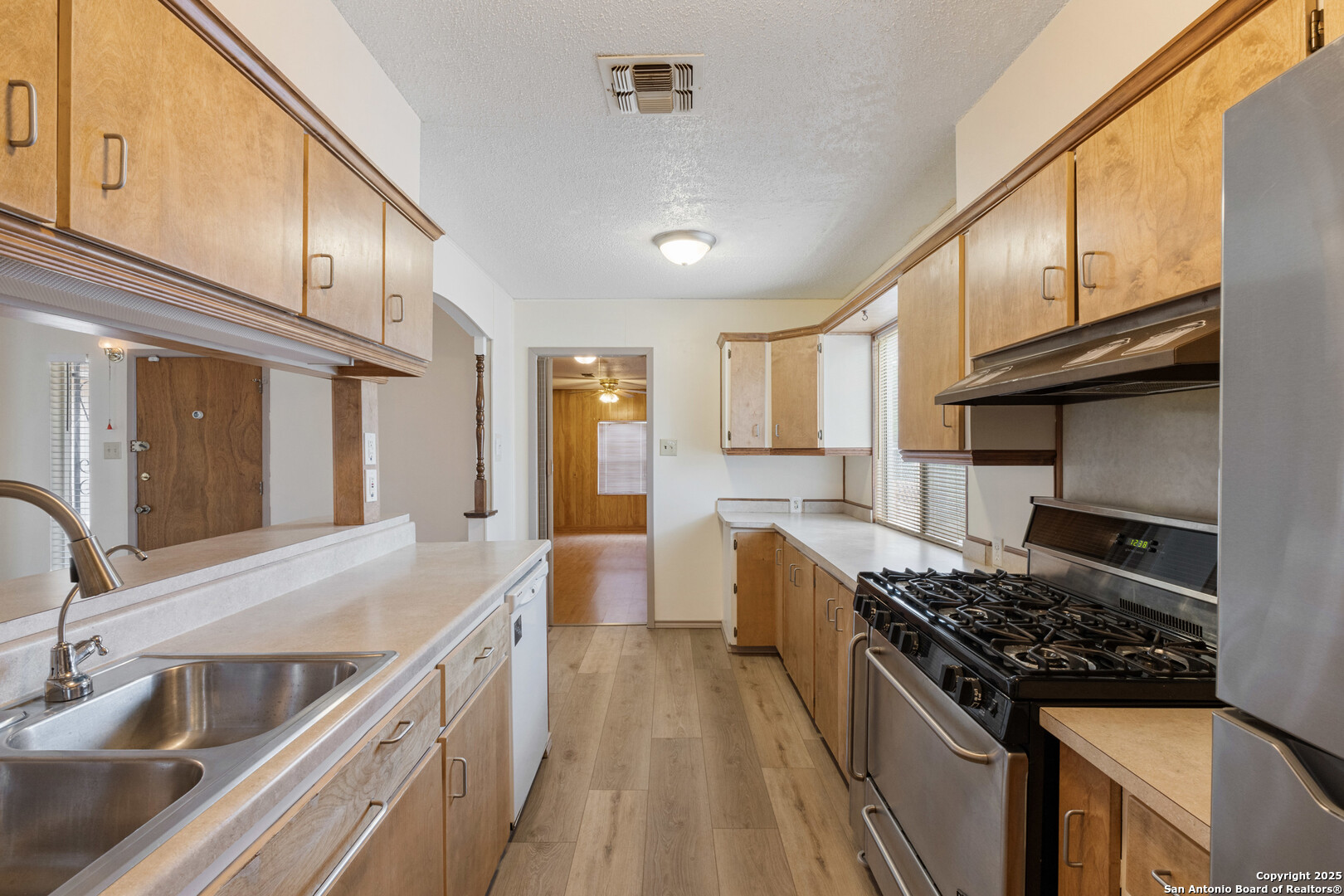 5111 Oldstead San Antonio TX 78228