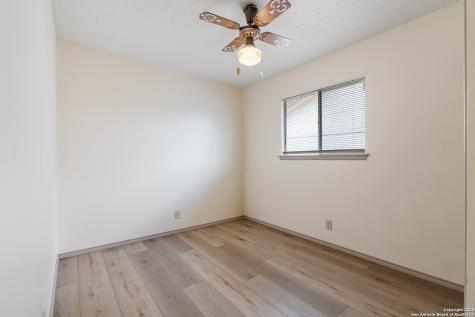 5111 Oldstead San Antonio TX 78228