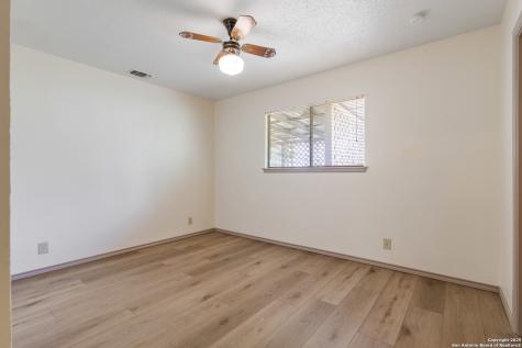 5111 Oldstead San Antonio TX 78228
