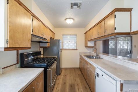 5111 Oldstead San Antonio TX 78228