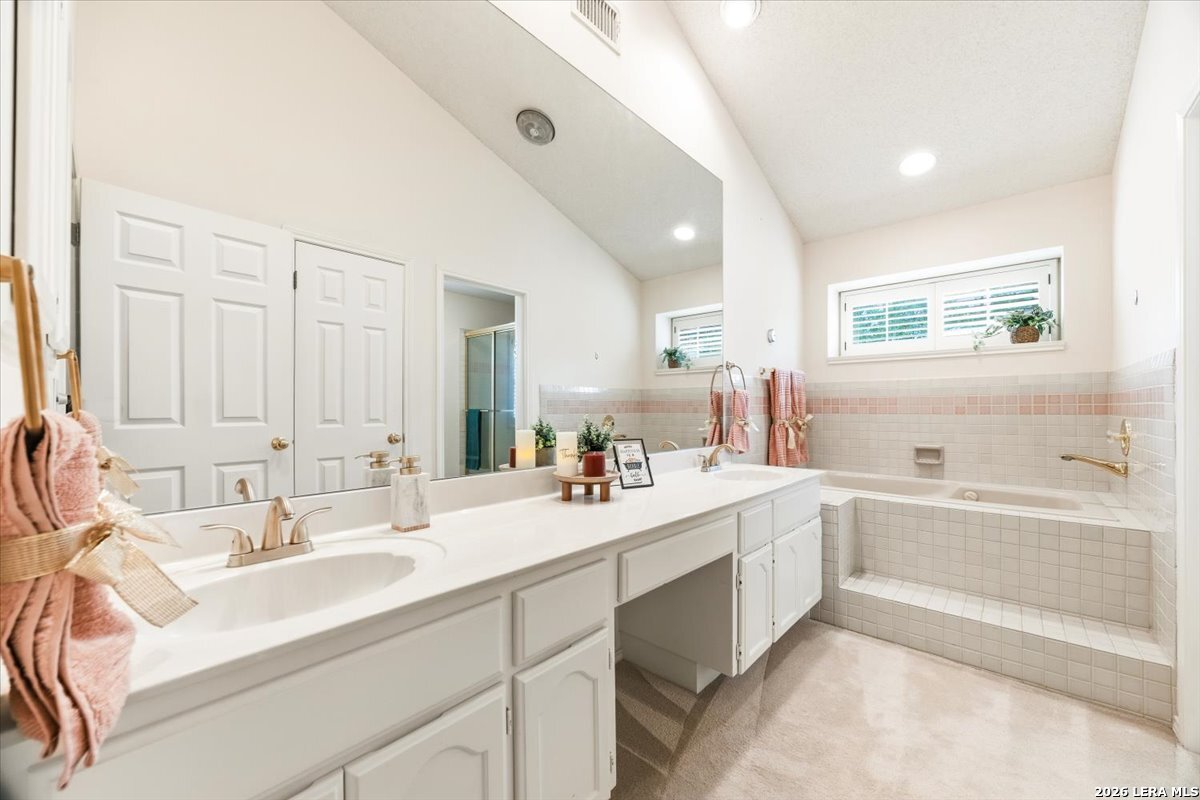 18 Court Circle San Antonio TX 78209