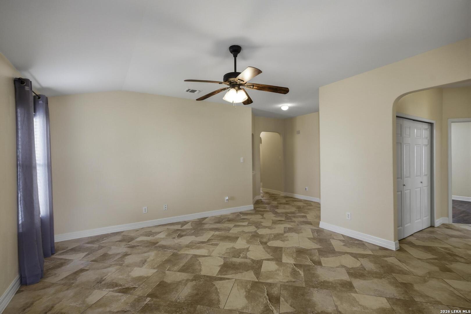264 Donalan Drive Converse TX 78109