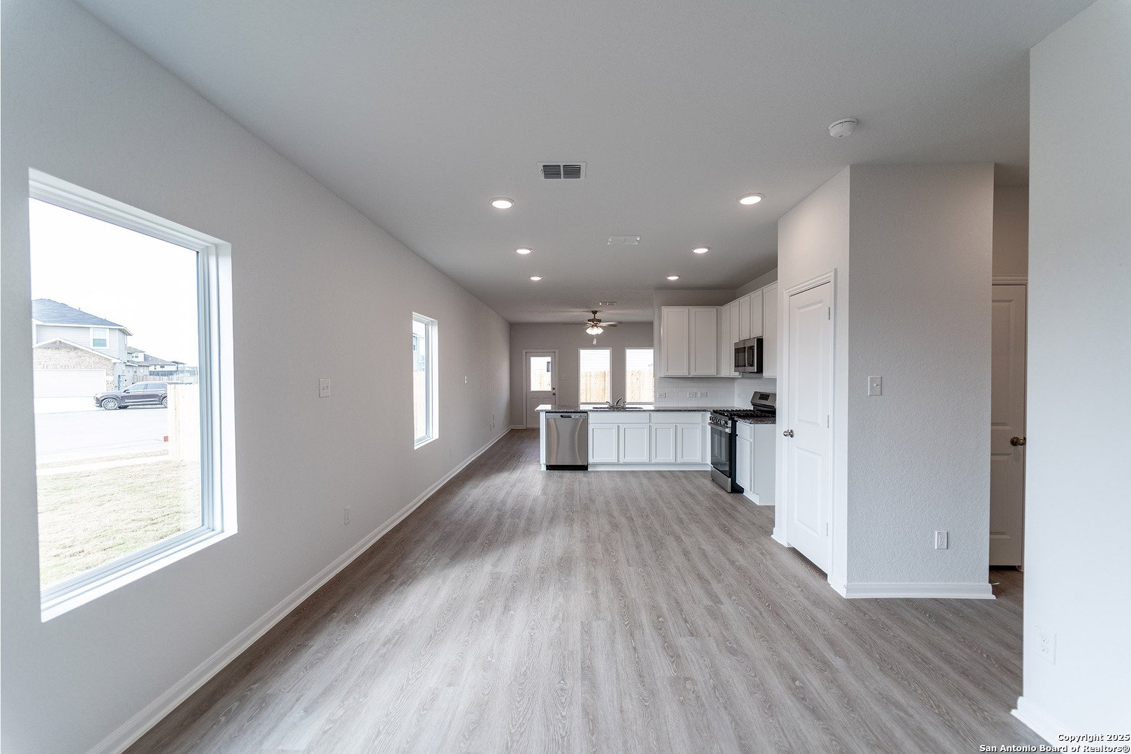 6609 Cibolo Springs Converse TX 78109