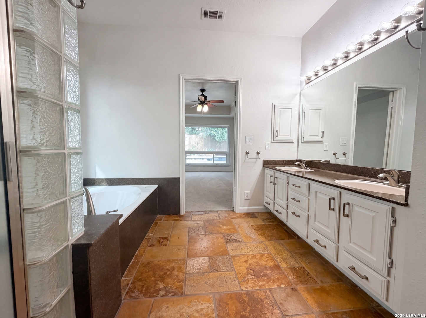 2042 Chittim Trail Drive San Antonio TX 78232