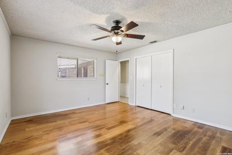 11810 Thoroughbred San Antonio TX 78253