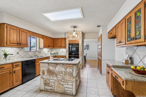11810 Thoroughbred San Antonio TX 78253