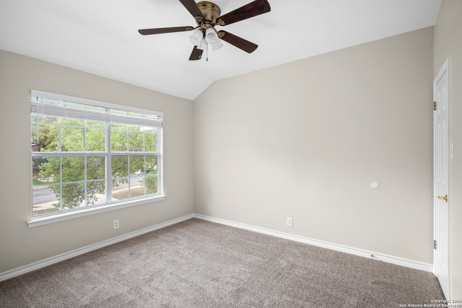 18127 Brookwood Forest San Antonio TX 78258
