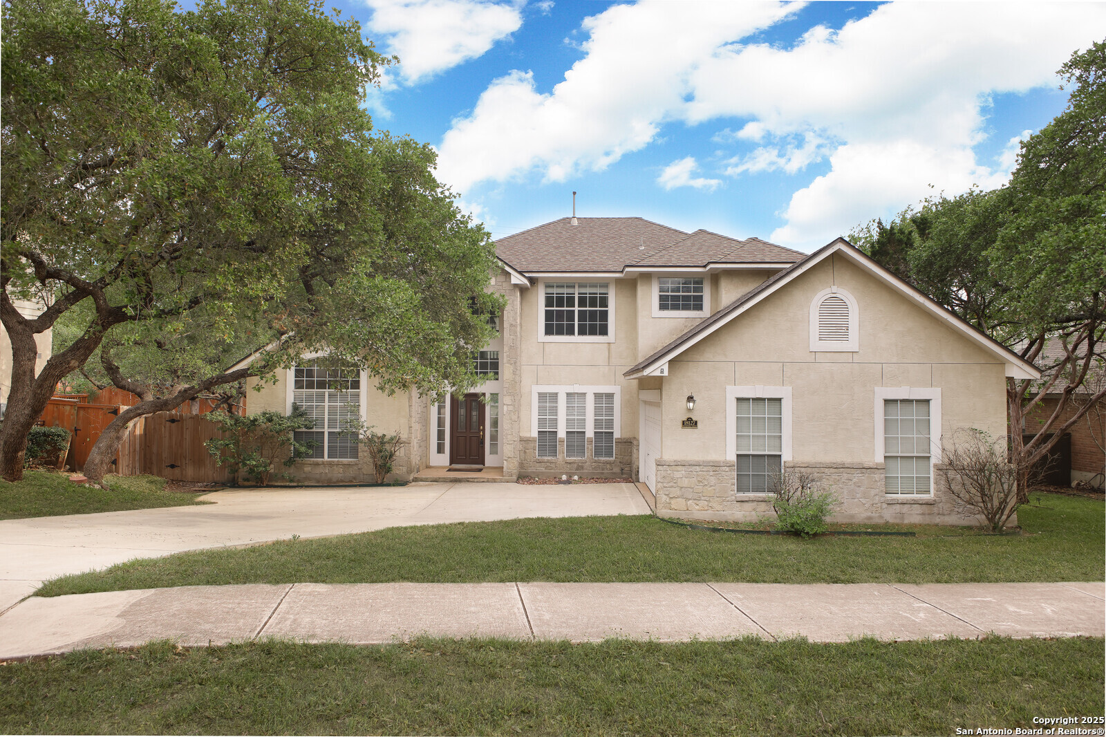 18127 Brookwood Forest San Antonio TX 78258