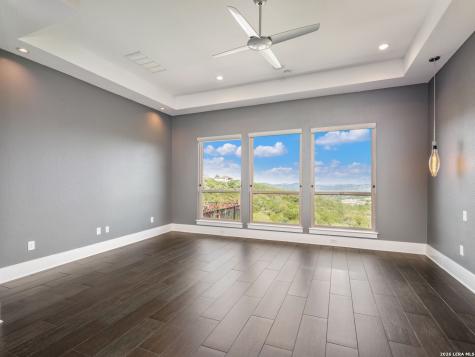 8103 Vanity Hill San Antonio TX 78256