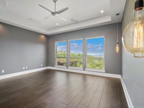 8103 Vanity Hill San Antonio TX 78256