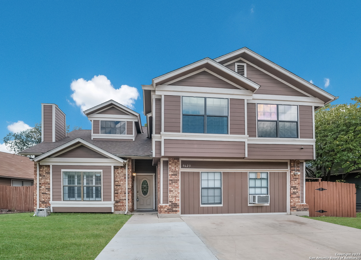 9623 Silver Moon San Antonio TX 78254