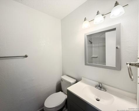 115 Morning Valley San Antonio TX 78227
