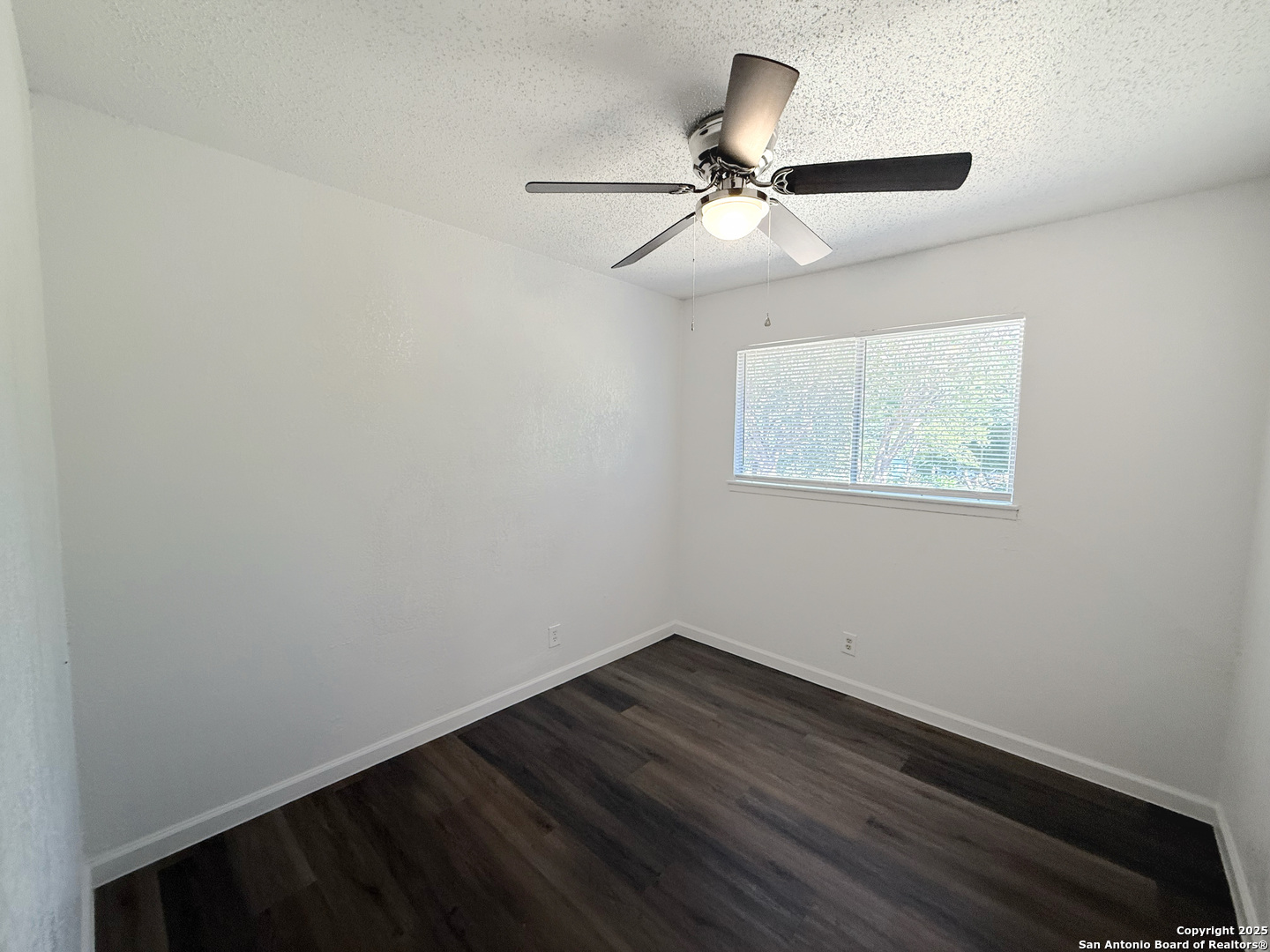 115 Morning Valley San Antonio TX 78227