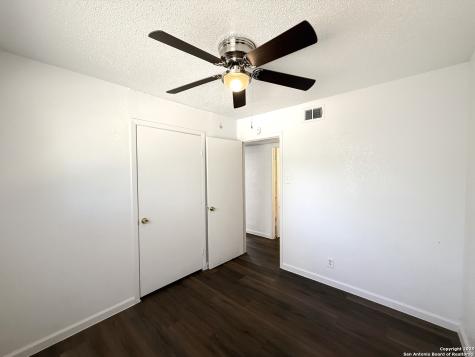 115 Morning Valley San Antonio TX 78227