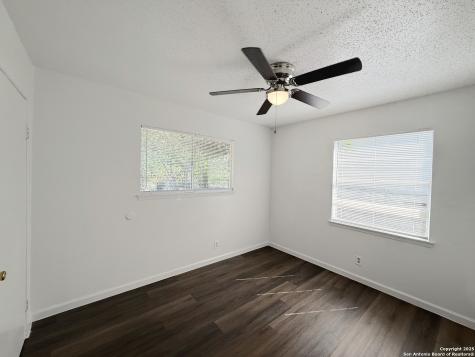 115 Morning Valley San Antonio TX 78227