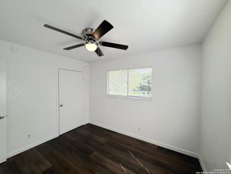 115 Morning Valley San Antonio TX 78227