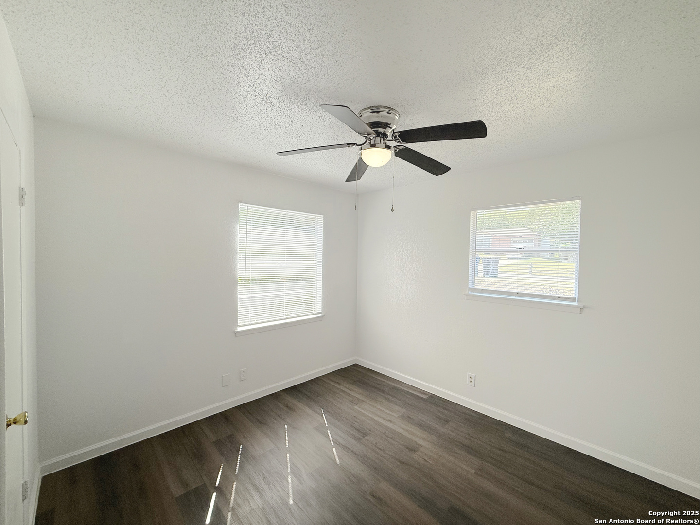 115 Morning Valley San Antonio TX 78227