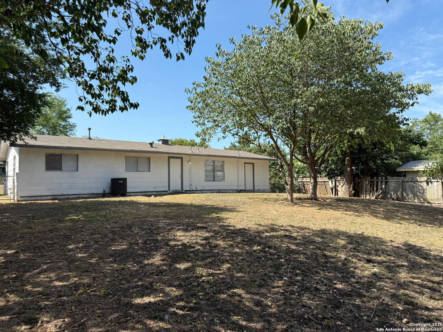 115 Morning Valley San Antonio TX 78227