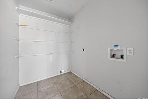 761 Avenue F Poteet TX 78065