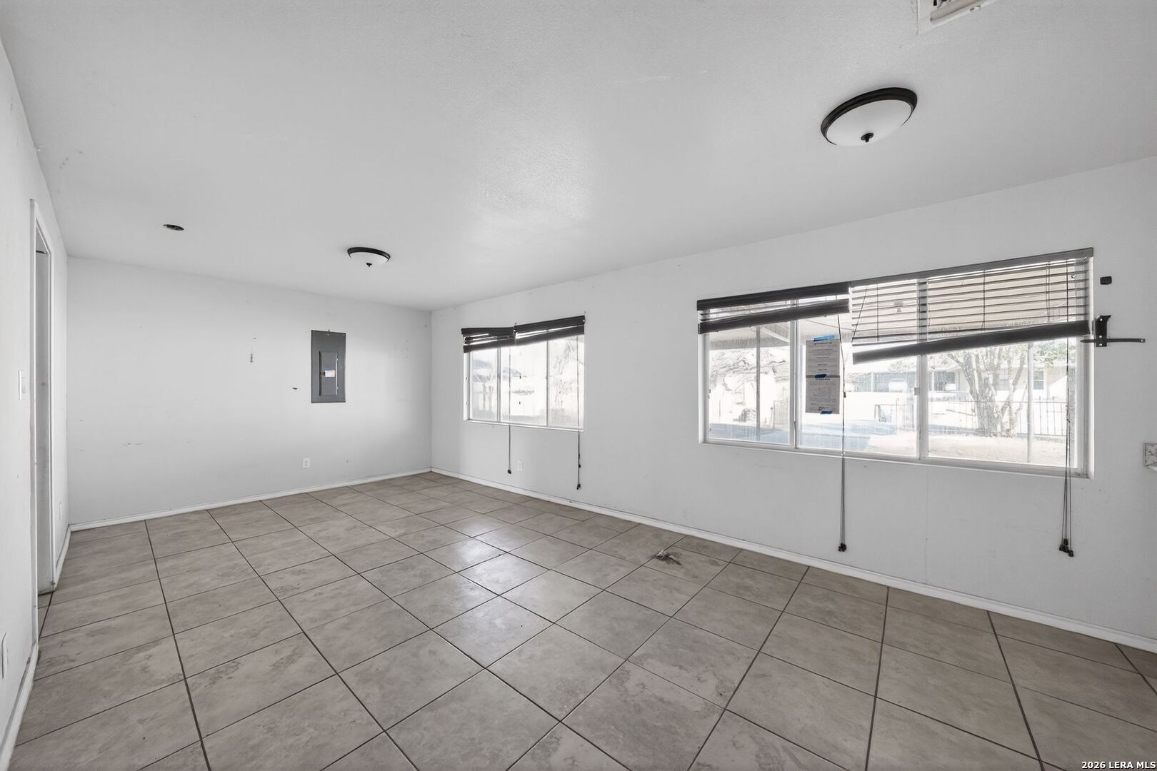761 Avenue F Poteet TX 78065