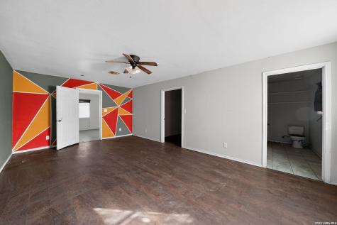761 Avenue F Poteet TX 78065