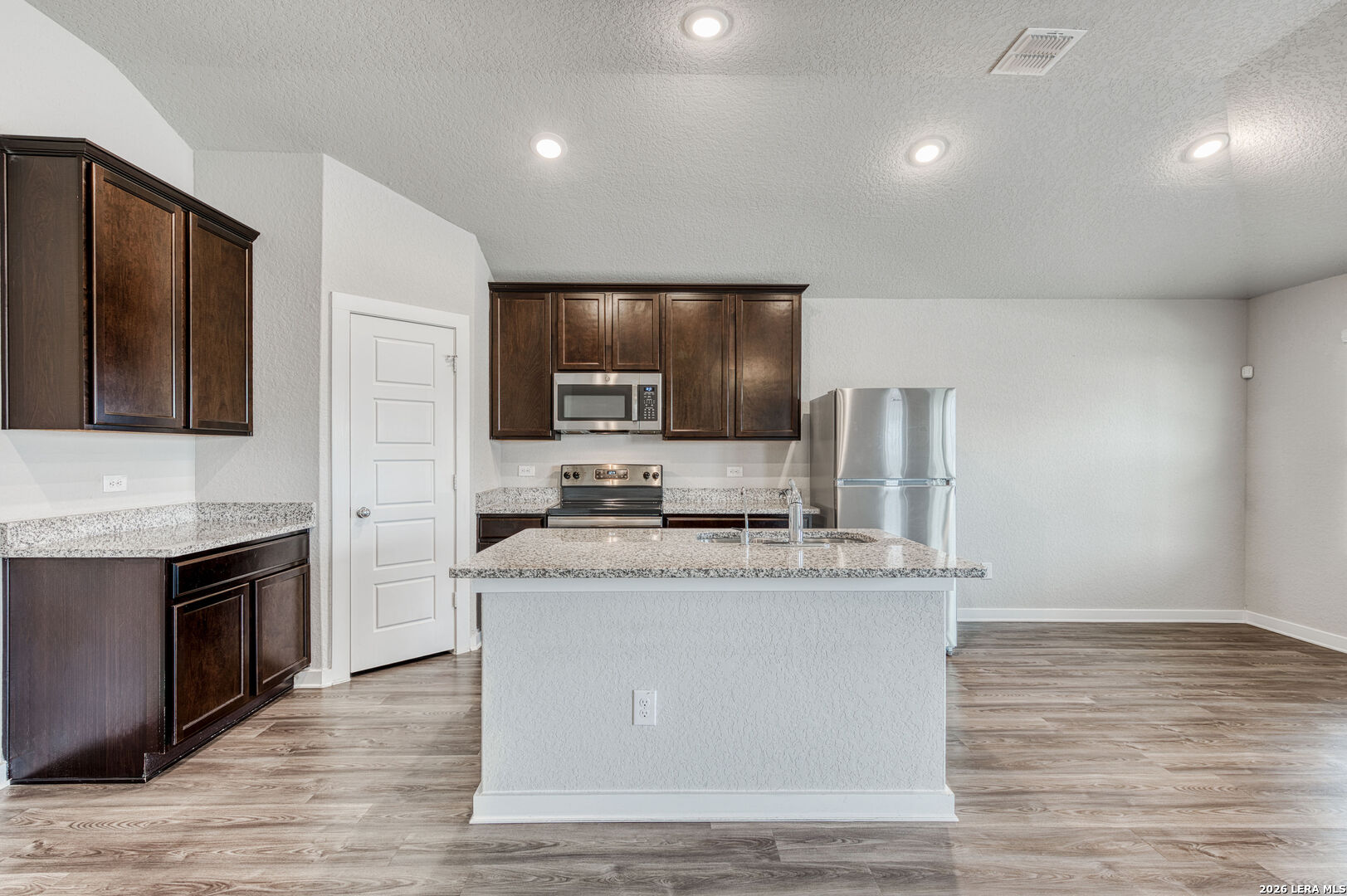 5443 Coral Valley San Antonio TX 78242