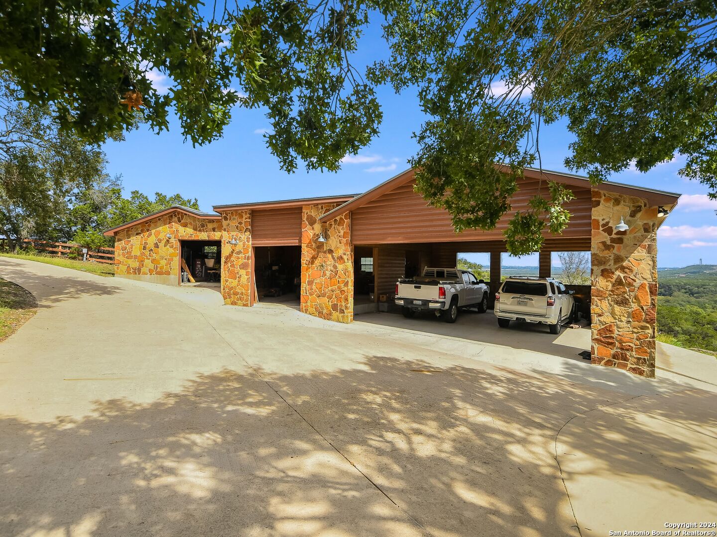 27728 Ramblewood Street San Antonio TX 78261