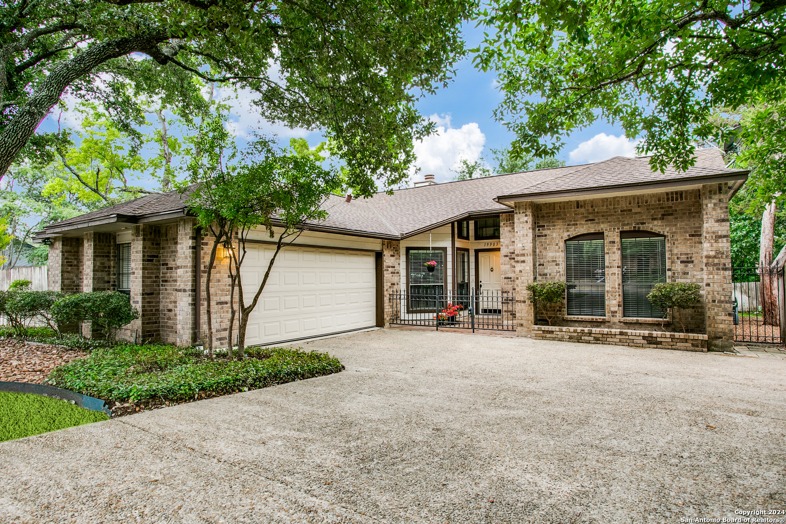 19903 Encino Cove San Antonio TX 78259